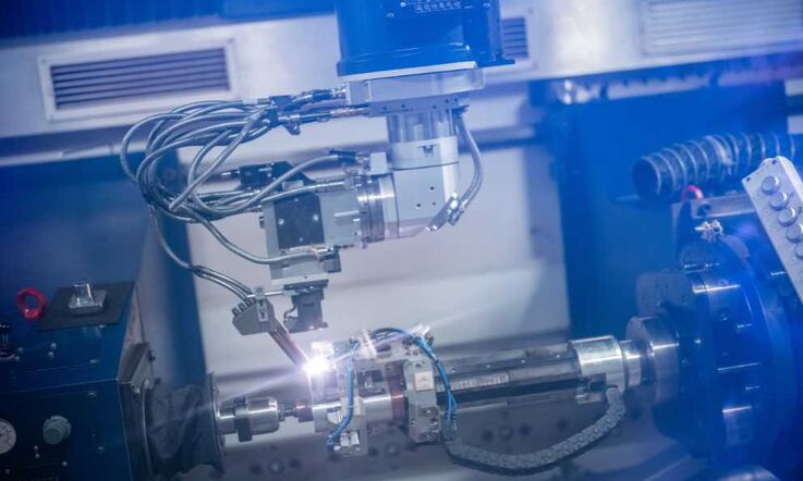 Vergleich von Laserschweißen mit herkömmlichen Fügeverfahren